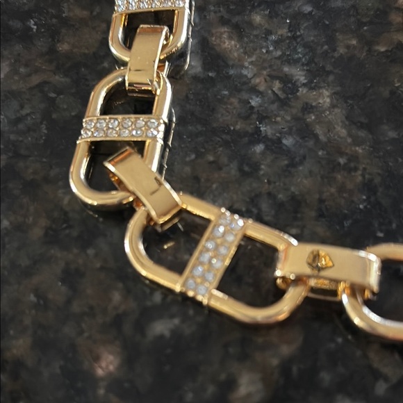 Ann Taylor Gold Geometric Link Necklace - Picture 3 of 3